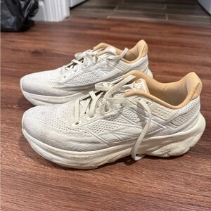 New Balance Women's Fresh Foam X 1080v13 Shoes